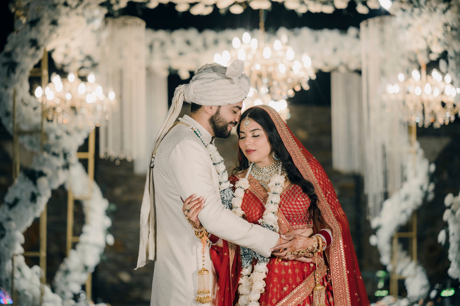 7 Powerful Stress-Free Wedding Hashtag Tips