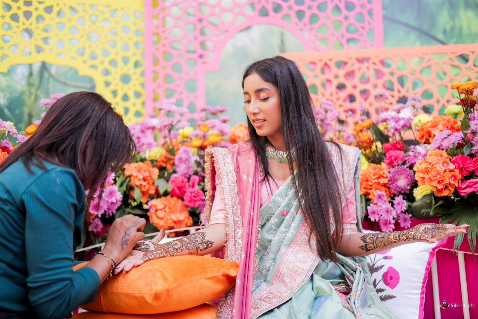 17 Powerful Happy Mehndi Care Tips for Dark Stain