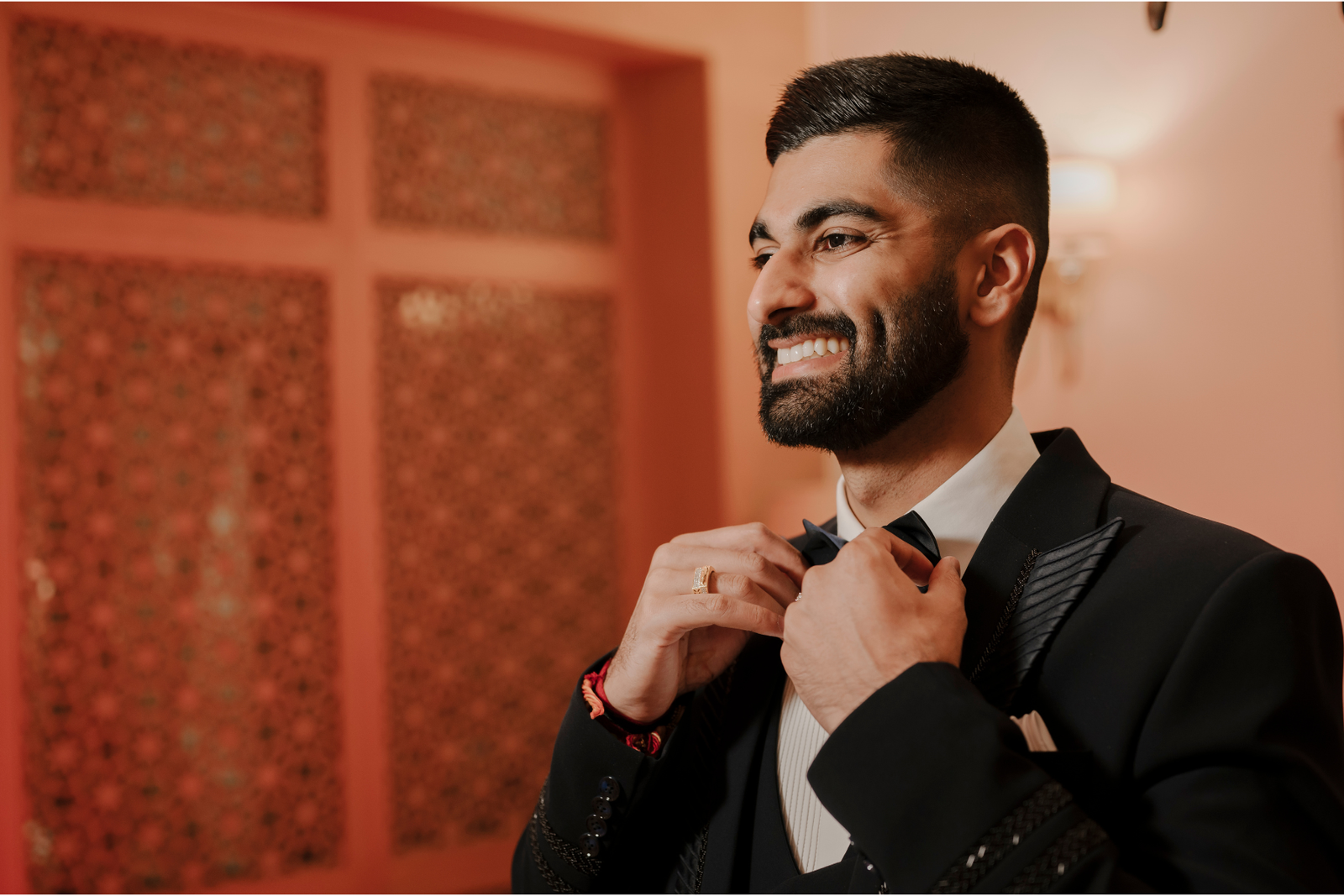 11 Stunning Groom Solo Shots 2026