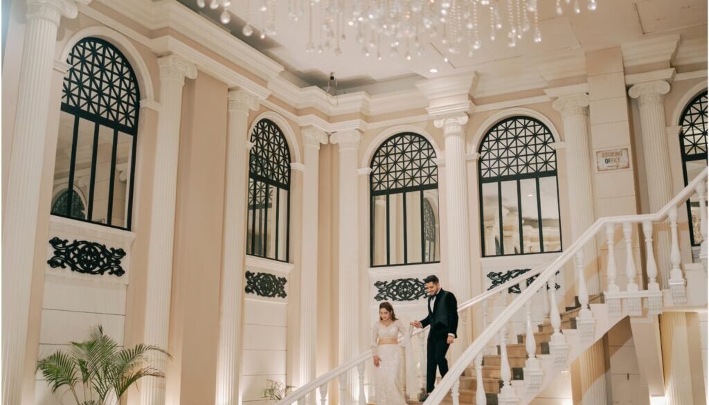 11 Powerful Happy Engagement Photo Secrets