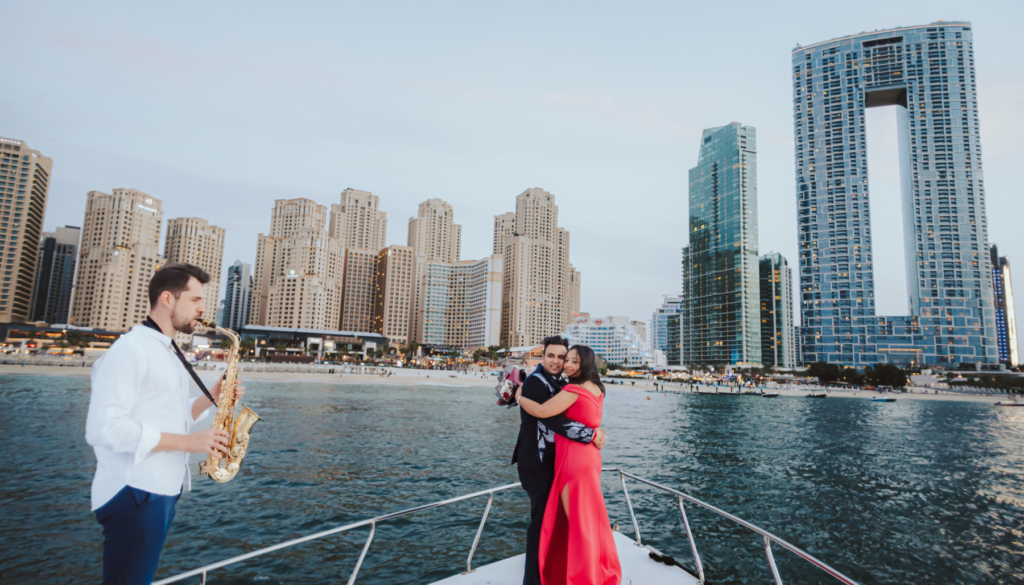 21 Stunning Pre-Wedding Shoot Outfits for Brides