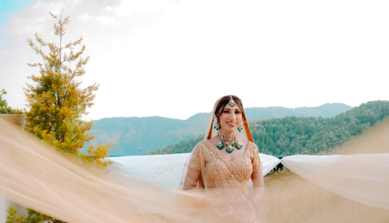 Latest 21 Stunning Bridal Solo Poses 2026